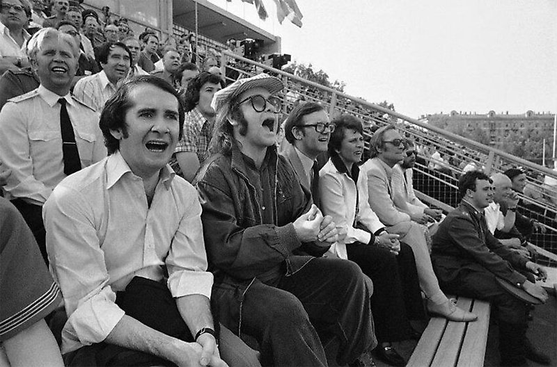 Элтон Джон на стадионе, Москва, 1979 год