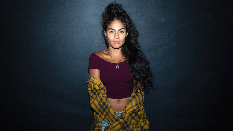 Джесси Рейз (Jessie Reyez)