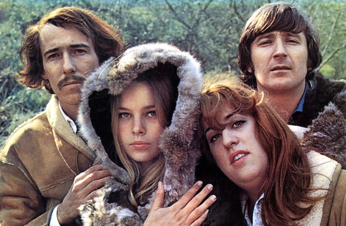 The Mamas & The Papas: Джон Филлипс, Мишель Филлипс, Кэсс Эллиотт, Дэнни Доэрти