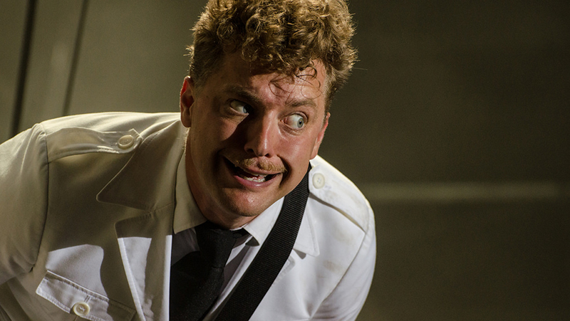 Гитарист The Hives Николаус Арсон